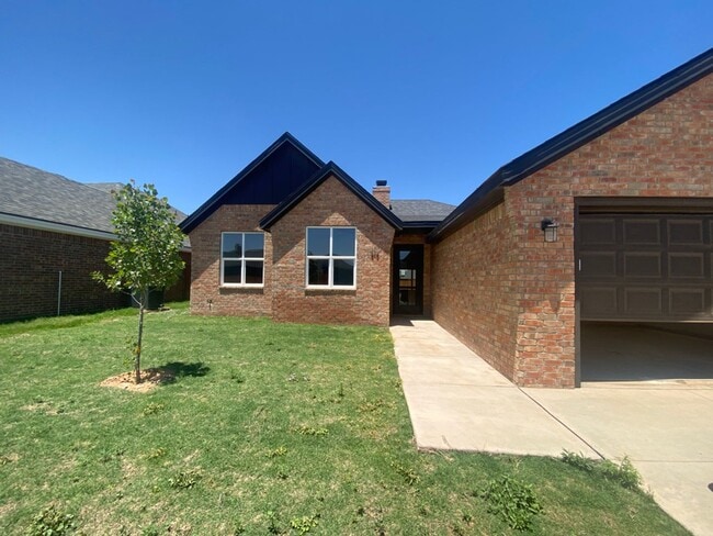 Building Photo - Stunning 4 Bedroom home in Wolfforth
