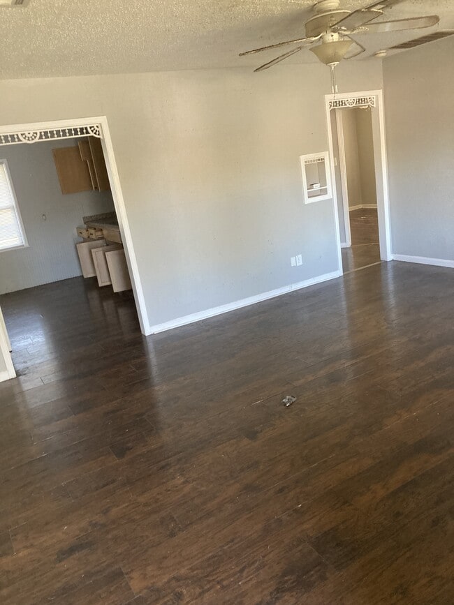 Photo - 735 Highland Pkwy