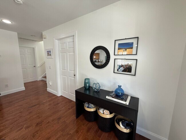 Photo - 119 N Huntington Ave