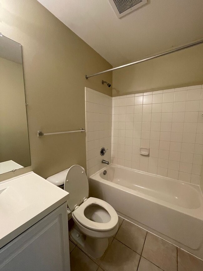 Photo - 3700 Spruce Ridge Way Unit 19-1902 - B