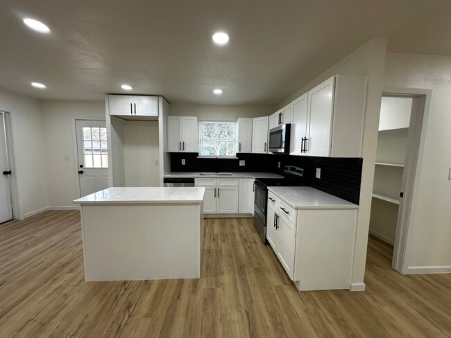 Photo - 9870 Marlin Dr