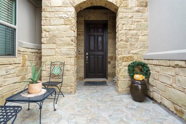 Photo - 816 Paseo de Castana Wy