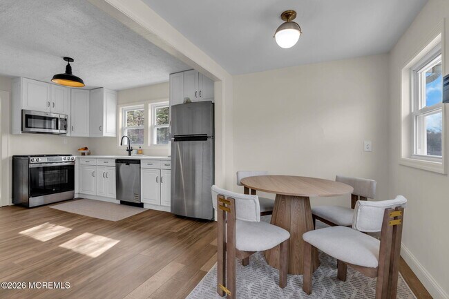 Photo - 460 Brickyard Rd