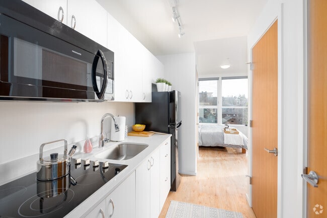 Studio, 1BR