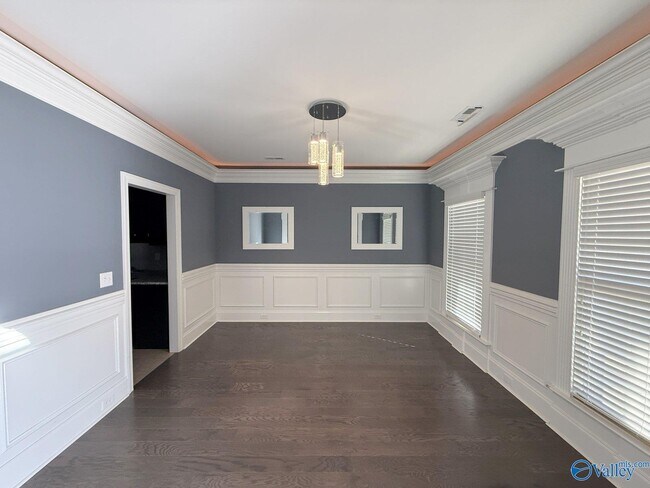 Photo - 218 Woodgrove Dr