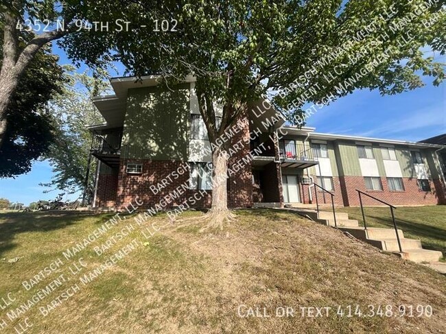 Building Photo - 4352 N 94th St Unit 102 Rental