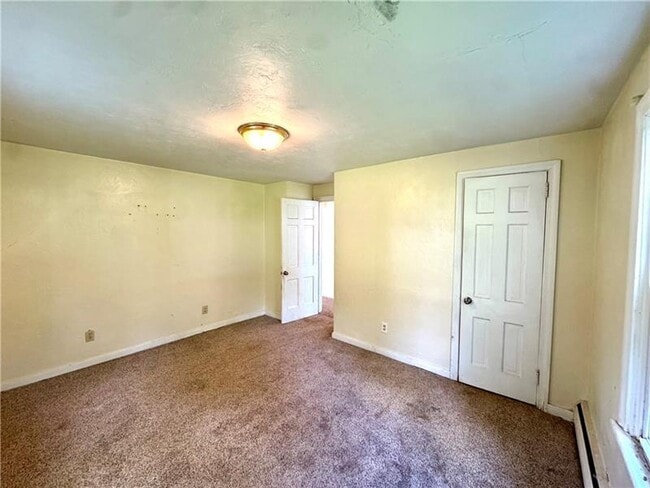 95 Adams Dr