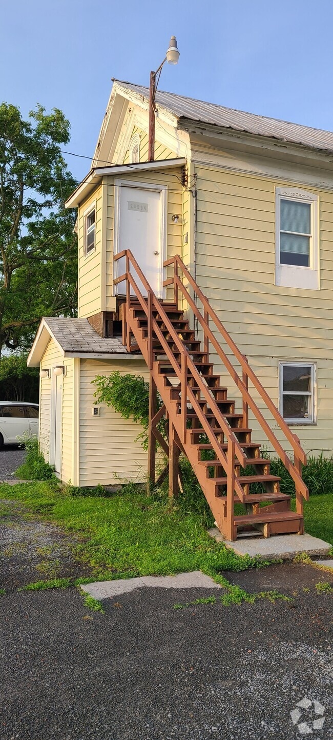 Rentals with Utilities Included near Depauville NY 1 Rentals