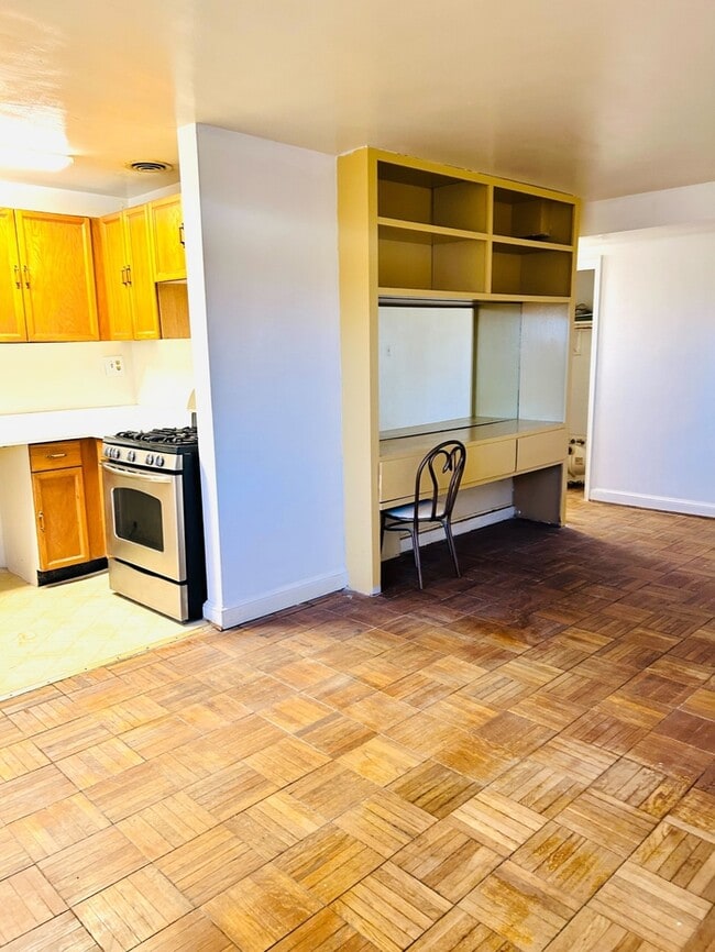 Photo - 1577 N Colonial Terrace