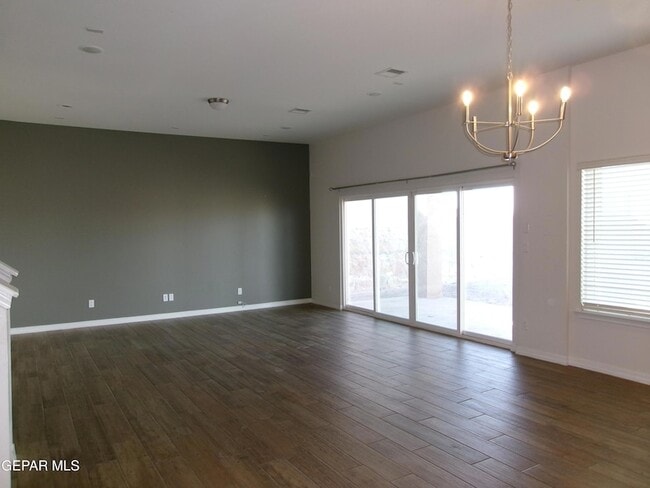 11361 Hidalgo Dr
