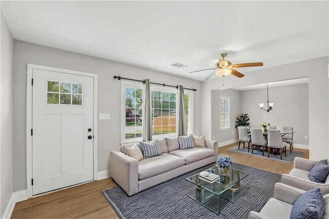 Photo - 2866 Belvedere Ln
