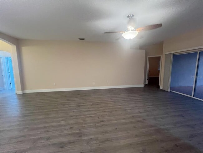 Photo - 1066 Whitegate Ct