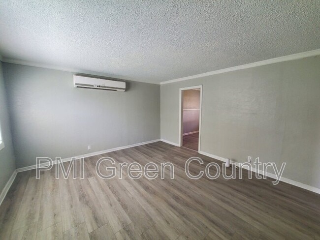 Photo - 2125 E Seminole St