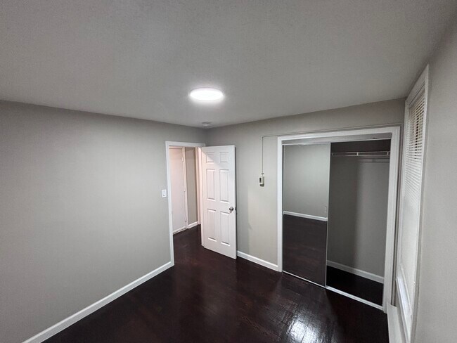 Bedroom 2 - 25 Boswell Ave Unit 2