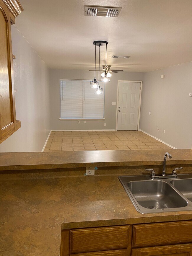 Photo - 1319 Nesmith St Unit A