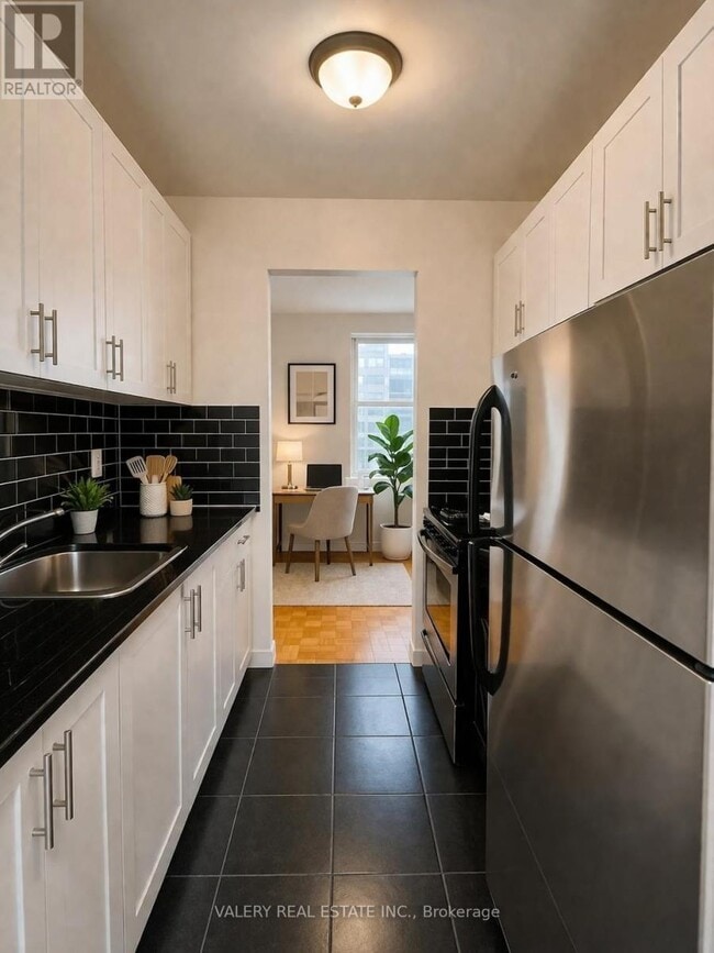 Photo - 1002 Lawrence Ave E Unit 216