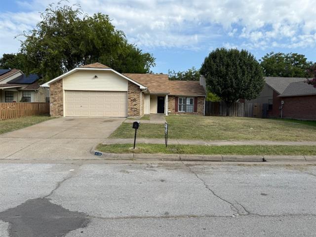 Photo - 2209 Overbrook Dr House