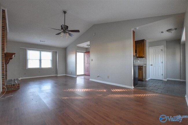 Photo - 122 Lewis Ln