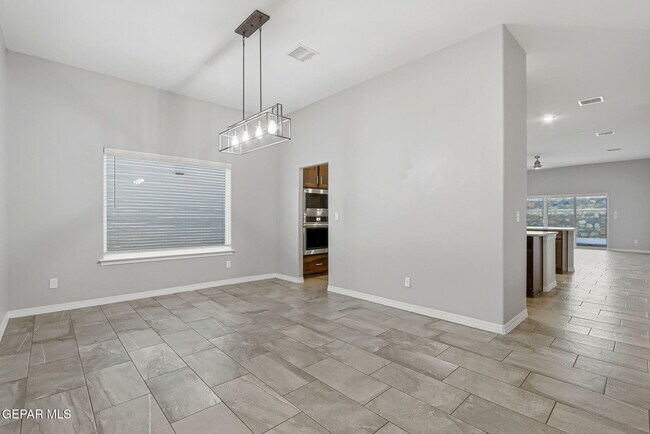 Photo - 15033 Imagine Dr