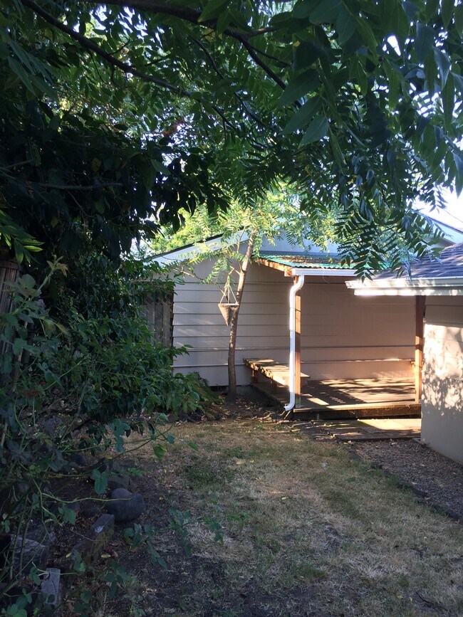 Photo - 3073 Alder St