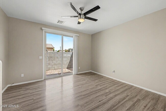 Photo - 5452 W Fulton St