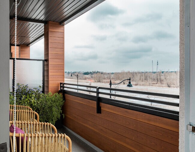 Photo - The Quarters