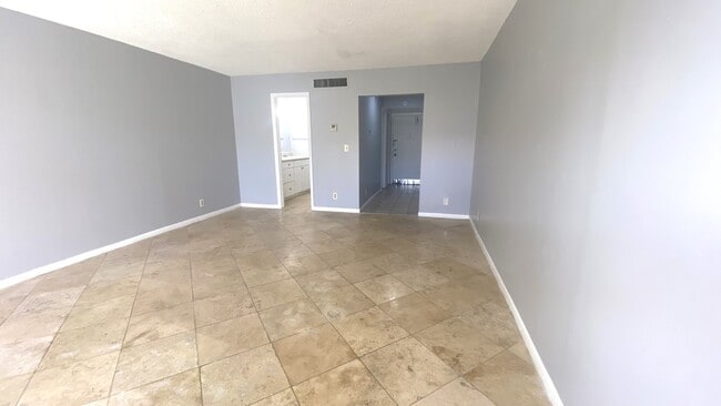 Photo - 618 NW 13th St Unit 12