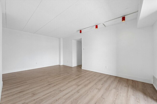 Photo - Recently Renovated 2BR Condo in Sought-After Goshen Valley