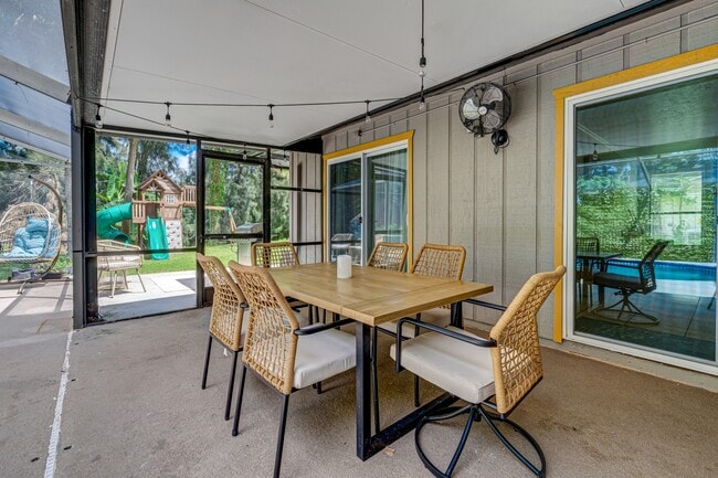 Photo - 2239 Wells Ave