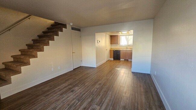 Photo - 2 Bedroom Close to UNR