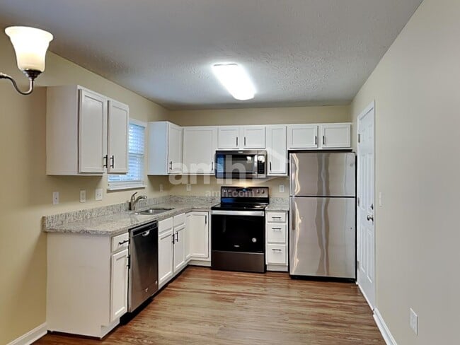 Photo - 10319 Fredricksburg Rd