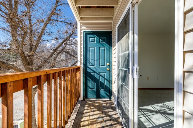 Photo - 1221 University Ave