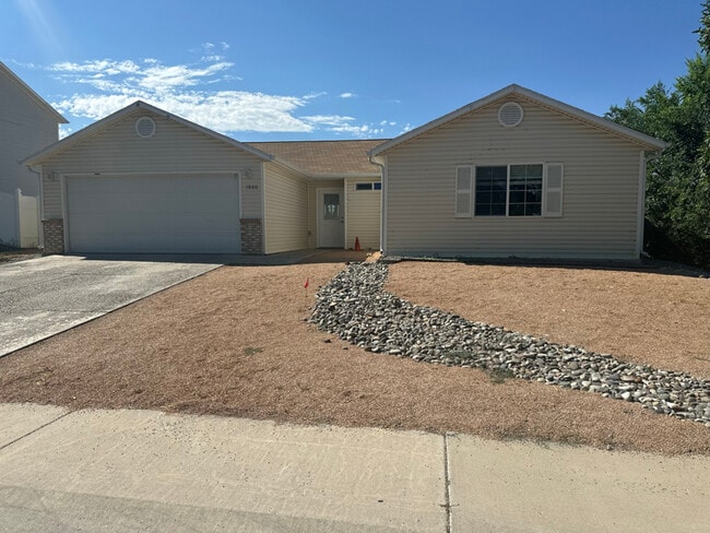 Building Photo - 1800 Draft Horse Rd Rental