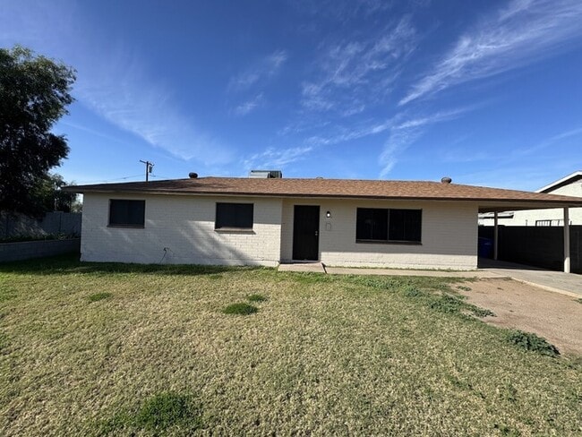 Building Photo - Central Phoenix 3br House