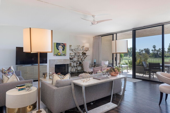 Photo - 910 Island Dr Unit 207