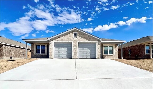 Building Photo - 209 Dolphin Dr