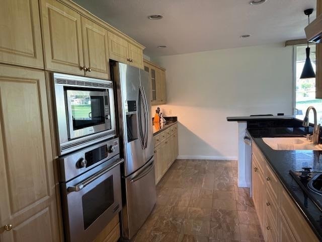 Building Photo - 42419 Adams St Unit 204