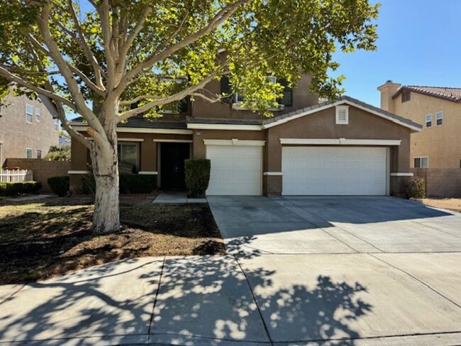 Building Photo - Gorgeous Westside 5 + 3 - $3800 Rental