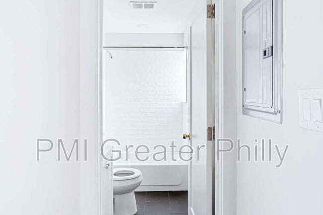 Photo - 332 N 62nd St Unit 4