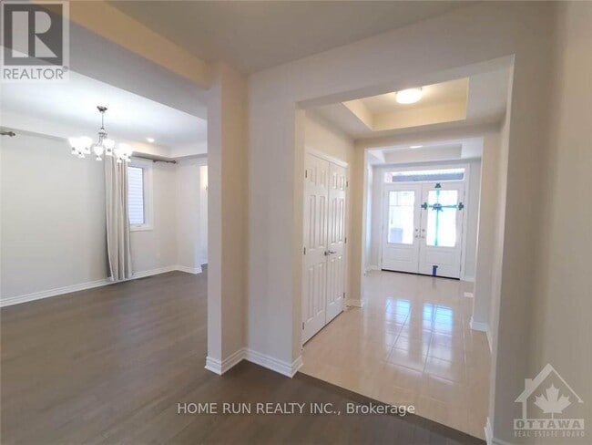 Photo - 718 Brittanic Rd