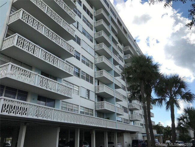 Photo - 13155 Ixora Ct Unit 810