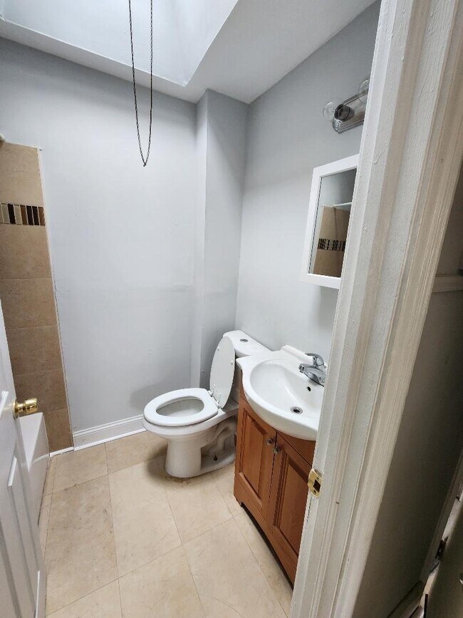 Photo - 2121 Homer St Unit fl 2