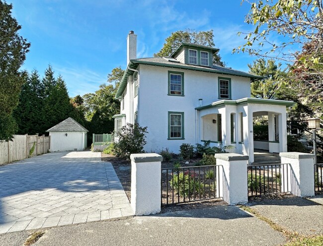 Photo - 99 Hancock St