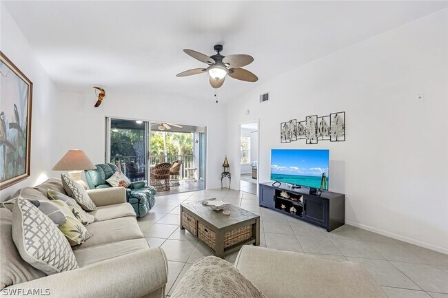 Photo - 509 Roma Ct Unit 202