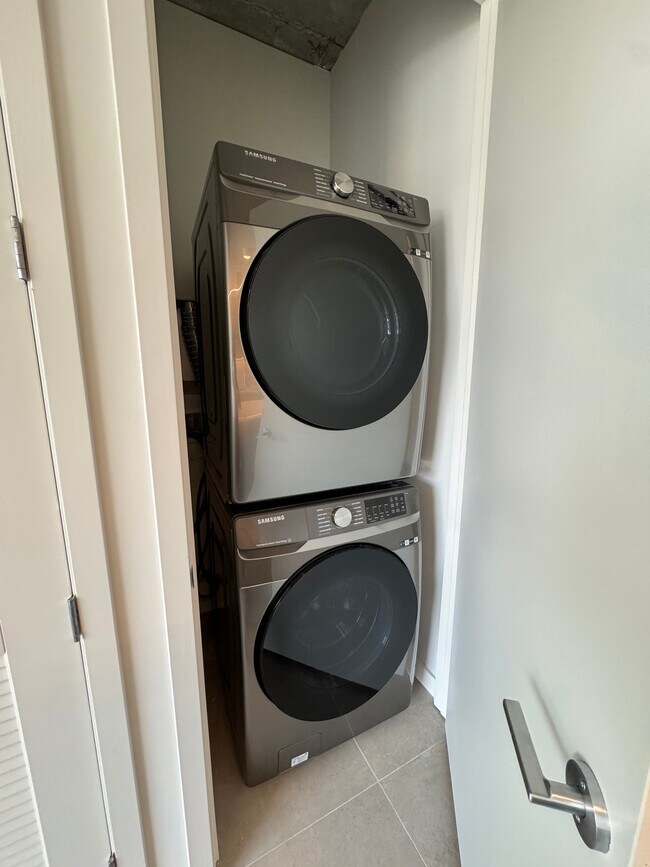 Photo - 73 NW 32nd St Unit A3