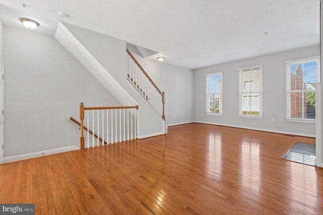 Photo - 2319 Boston St