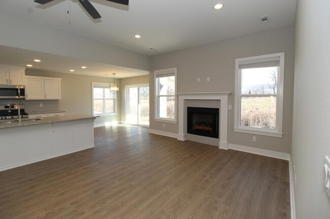 Photo - 588 Utah Ave