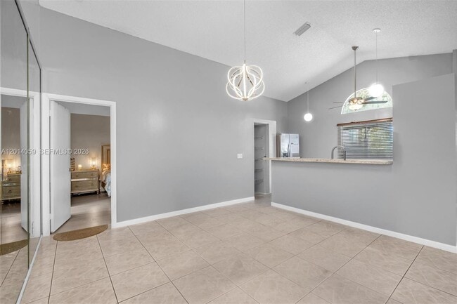 Photo - 1308 E Glen Oak Rd