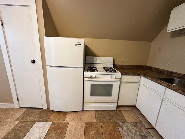 45 Union St Unit #3