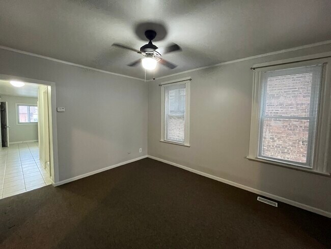 Photo - 3535 S Lowe Ave Unit 1